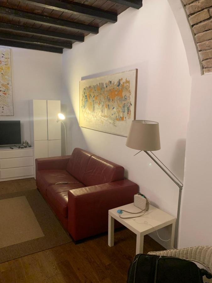 Trastevere Art Apartment Rome Bagian luar foto