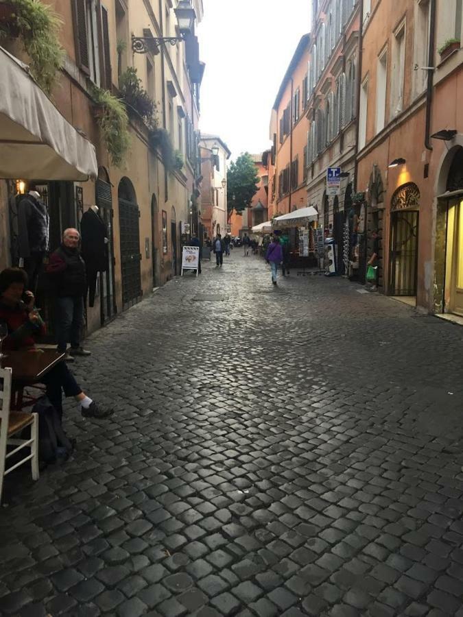 Trastevere Art Apartment Rome Bagian luar foto